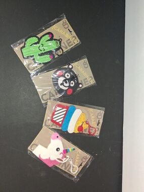 4 CUTE BACKPACK / LUGGAGE NAME TAG: UNICORN,CUPCAKE,CACTUS.